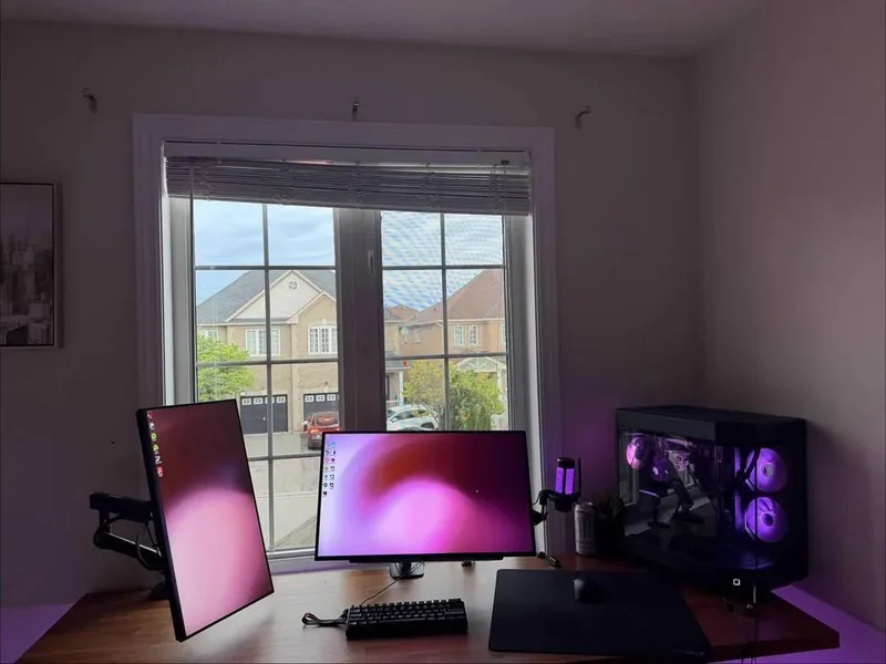 Compact Magenta Waveform Gaming Station