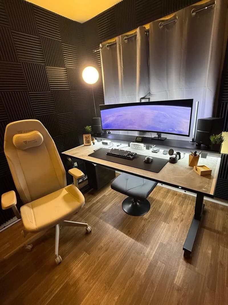 Acoustic-Foam Ultrawide Creator Studio