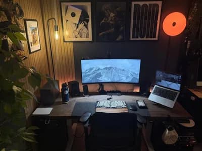 Moody Warm Music Production Workstation
