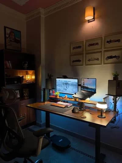 Warm Dual-Monitor Question-Block Home Office